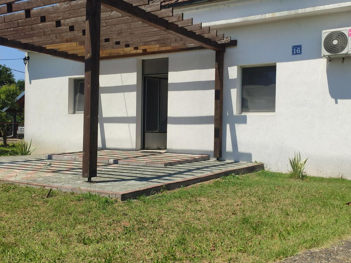 Apartmani Nova Topola Exteriér fotografie