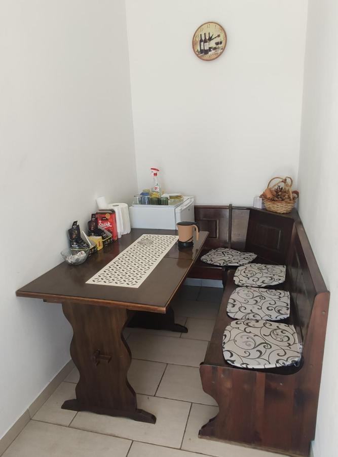 Apartmani Nova Topola Exteriér fotografie